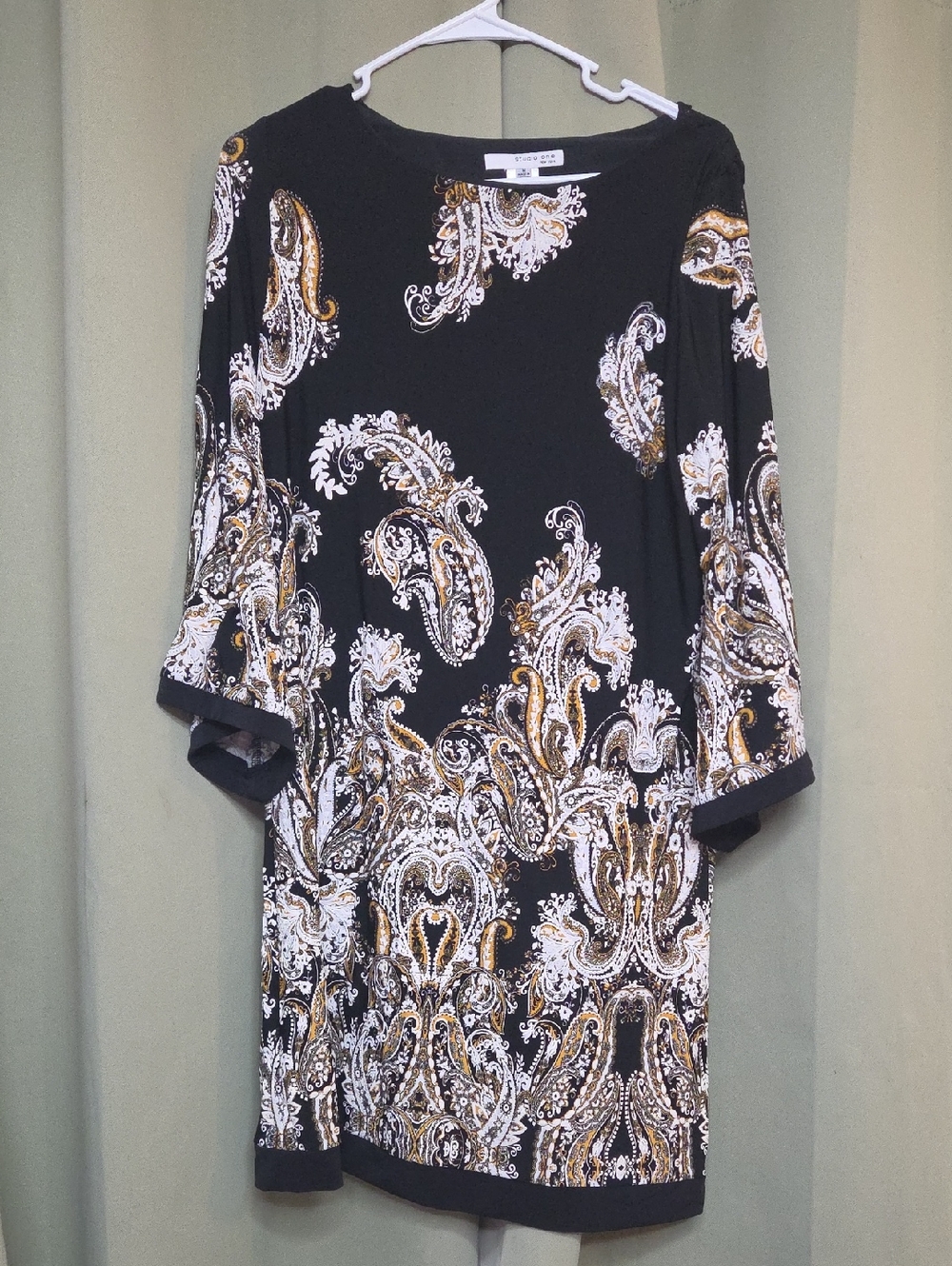 Studio One Black Paisley Shift Dress with White and Gold Print